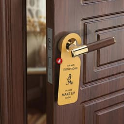 Thẻ dọn phòng, treo cửa khách sạn, homestay, resort 2 mặt song ngữ Anh Việt - PVC cán mờ, không bám vân tay, dáng móc 6