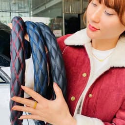 Bọc vô lăng XUẤT NHẬT da lộn dành cho xe ô tô, xe tải đủ size từ 38 - 45cm 1