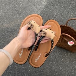 Dép tông xỏ ngón chấm bi kèm hello kitty bông đáng yêu tiện lợi phù hợp mùa hè 3