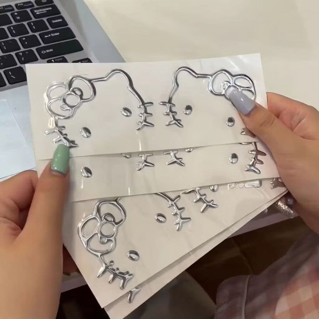 nhãn dán Hello Kitty 3D cho máy tính, tai nghe, xe điện, ô tô