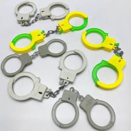 Đồ chơi vô tri Còng tay số 8 giải trí Toy 6