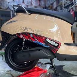 Tem dán xe evo grand tem dán gác chân sau evo tem nhựa nhám 8