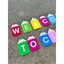 Welcome to class hình bút chì - Trang trí lớp học chữ WELCOME TO CLASS - decal dán hoặc Fomex 5mm - D2027 2