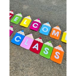 Welcome to class hình bút chì - Trang trí lớp học chữ WELCOME TO CLASS - decal dán hoặc Fomex 5mm - D2027 5