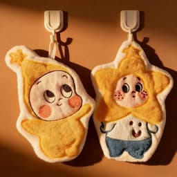 Set 2 cái khăN lau tay nhung san hô bé má phính có móc treo tiện dụng, thấm hút tốt 1
