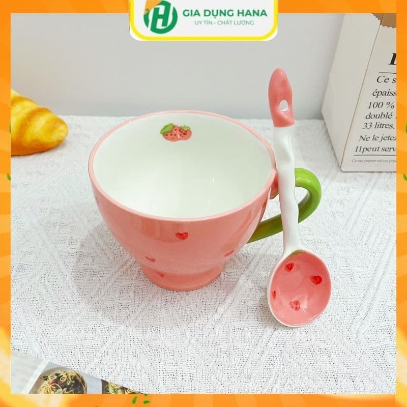 Cốc/Ly uống nước Gốm Sứ họa tiết Tim Hồng [ TẶNG KÈM THÌA SỨ ]