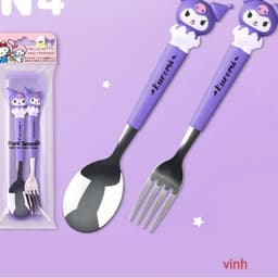 Hộp Sét 2 Thìa Dĩa Kuromi, Medley, Hello Kitty, Hot Hít Dễ Thương Cán Nhựa Chống Nóng Thìa Inox Cao Cấp Tiện Lợi Cho Bé 9