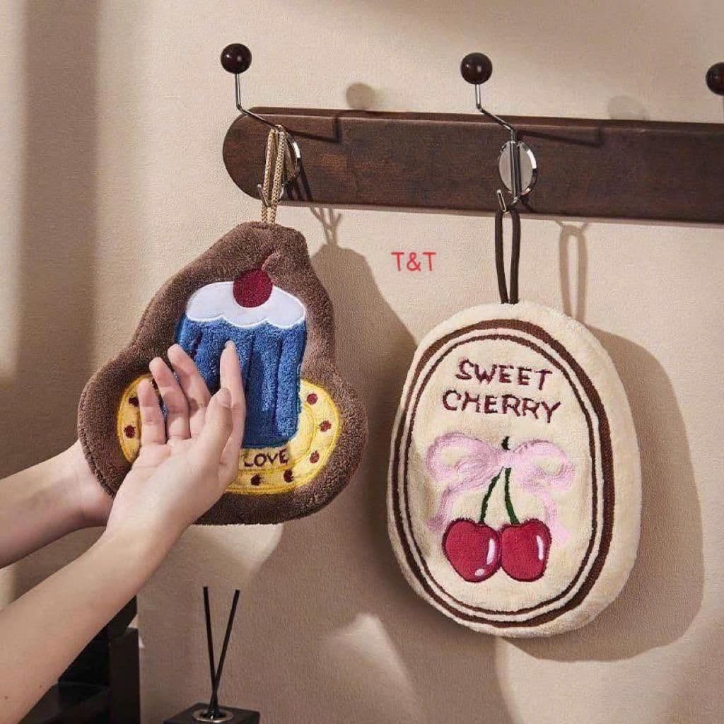Khăn lau tay vải nhung hình bánh ngọt và cherry dễ thương mềm mịn, thấm hút nhanh VINBEO