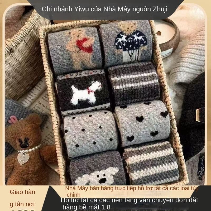 Combo 10 Đôi Tất Cổ Cao Gấu Xám Giáng Sinh – Tất Nam Nữ Cotton Ấm Áp, Họa Tiết Noel Dễ Thương