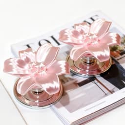 Từ Thu Hút Đế Điện Thoại Nữ Thời Trang Thanh Lịch 3D Hoa Thiết Kế Chân Đế Lụa Có Thể Gập Lại Chân Đế Chống Rơi PC Giá Đỡ 2
