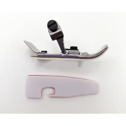 Nhựa dán đế chân vịt máy vắt sổ có keo sẵn 2 - 5 cái 2