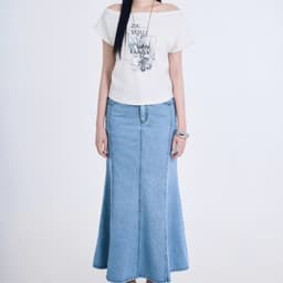 Áo thun trễ vai nữ GENVIET dáng slimfit tôn dáng hoạ tiết chữ thời trang dễ phối đồ 9274 2