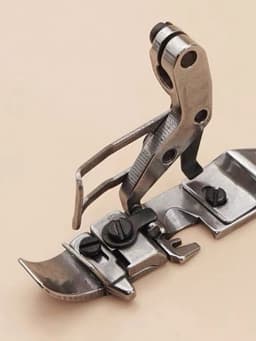 chân vịt máy vắt sổ công nghiệp 4 ống chỉ jack, siruba đời K , Kingtex 8000, 9000 chân cổ cao 3