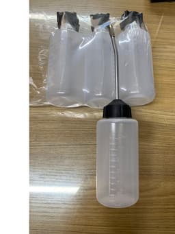 Bình đựng dầu máy may có van đóng mở 4