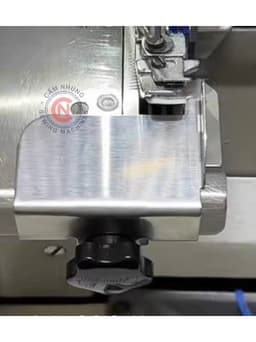 cử chống lẹm chống chém máy vắt sổ có núm vặn cử chống lẹm vắt sổ có ốc vặn 3
