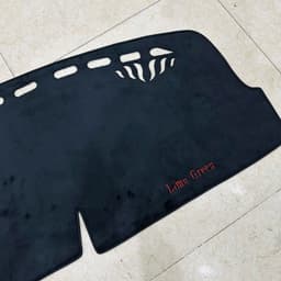 Thảm taplo ô tô Vinfast Limo Green mẫu nhung lông mềm mịn, đế có chống trượt 4