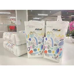 Bịch 50 miếng bỉm quần/dán Miobuss cao cấp cho con yêu đủ size M - 4XL bo mông,siêu thấm,chống hăm 1