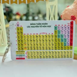 MÓC KHÓA BẢNG TUẦN HOÀN NGUYÊN TỐ HÓA HỌC NHỰA PVC DẦY 4 LỚP – TIỆN LỢI, NHỎ GỌN, SIÊU HỮU ÍCH! 9