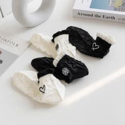 Combo 10 Đôi Tất Nữ Họa Tiết Trái Tim Ren 2 Màu, Vớ Contton Thoáng Khí Cao Cấp ChiKy.Store 3