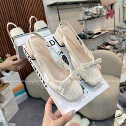 Giày cao gót 𝙔𝙐𝙇𝙄𝙉𝘼 6p và bệt đế vuông búp bê khoá nơ cd46 Chuẩn size 4