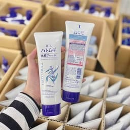 Sữa Rửa Mặt Ý Dĩ Hatomugi Naturie 130g,170g,160ml Nhật Bản - Cleasing & facial washing 2