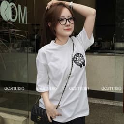 Áo thun Chom Hoạ tiết thêu Logo da tròn ct2c thời trang Nam nữ - Áo Thun Unisex 2