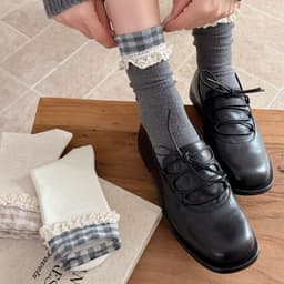 🧦 SET 3 ĐÔI TẤT VỚ NỮ CỔ CAO PHỐI REN CARO VINTAGE 5