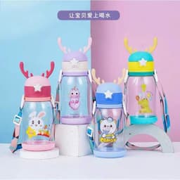 Bình nước nhựa có ống hút 600ml dây đeo tiện lợi, phù hợp cho các bé đựnġ nước đến trường, VOICON-[LA22] 2