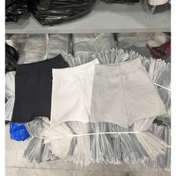 Quần Đùi Legging nữ - Quần Legging ĐÙI (NGẮN) Quần Đùi Nữ Biker Ôm Gọn Tôn Dáng Chất Vải Tăm Co Giãn Mặc Thoải Mái 3