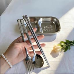 Khay Ăn 3 Ngăn Hello Kitty Inox 316 Cho Bé, Bộ Khay Ăn Kèm Thìa Đũa Dĩa Tiện Lợi VOICON-[SS67] 7