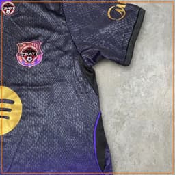 Bộ Quần Áo Bóng Đá CLB Barcelona Sân Nhà 26/27 - Chuẩn Mẫu Thi Đấu - Vải Polyester Gai Thái Thoáng Khí Thấm Hút Mồ Môi 4