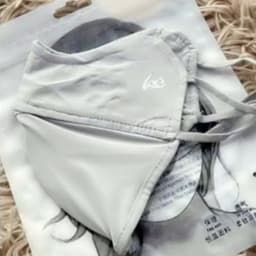Khẩu trang vải Lụa  mát chống nắng hiệu quả (loại có gọng) (Chất Lụa mát mẫu trơn) 3