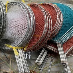 Vợt Inox Lưới Đỏ Đan Tay Thủ Công – Khung Chắc, Đa Dạng Kích Thước, Bền Và Tiện Dụng Cho Nhu Cầu Bắt Cá 5