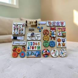 Bảng bận rộn - Busy Board - Đồ chơi gỗ giáo dục cho bé Montessori - Board game 6