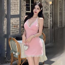 Đầm 2 Dây Cổ Yếm Dáng Ôm Viền Phối Ren Phong Cách D17077- 3