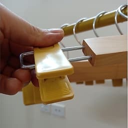 (COMBO 10 CÁI) Móc Kẹp Quần Gỗ Thông Má Kẹp Nhựa, Móc Treo Quần Áo Bằng Gỗ 8