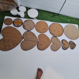 Set 5 Phôi Xốp Cắm Hoa Hình Trái Tim Và Tròn Chuyên Dụng Làm Hoa Sáp, Hoa Lụa 9