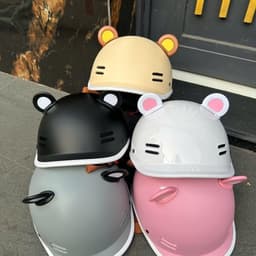 [ĐẠT CHUẨN AN TOÀN] Mũ Bảo Hiểm Cá Heo Nửa Đầu Nam Nữ Hot Trend Thời Trang Cute Kèm Charm Tên Gắn Mũ 7
