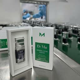 Combo hỗ trợ chăm sóc da mụn, thâm, cân bằng dầu thừa Sữa rửa mặt và Serum Dr Mai 3