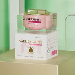Kem dưỡng da ban ngày Sakura White 4