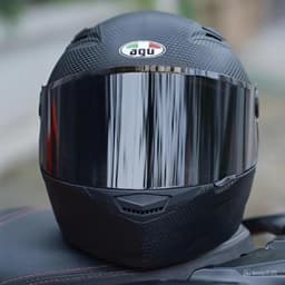 (Fullface) Mũ Bảo Hiểm AGU - Màu Đen Carbon, Bảo Hành 1 Năm + Túi Đựng Sang Trọng Helmet mubaohiem chinh 5