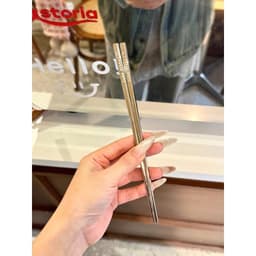 Khay Ăn 3 Ngăn Hello Kitty Inox 316 Cho Bé, Bộ Khay Ăn Kèm Thìa Đũa Dĩa Tiện Lợi VOICON-[SS67] 9