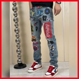 JEAN NAM HỌA TIẾT,THIẾT KẾ ĐỘC ĐÁO VỚI NHỮNG MẢNG STICKER,MỘT CHIẾC JEAN CHO ANH EM YÊU THÍCH SỰ PHÁ CÁCH QJ-5191 VIC 2