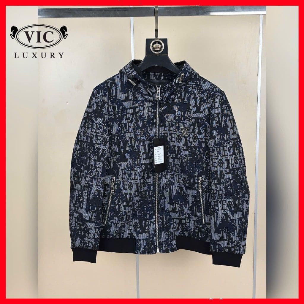 ÁO KHOÁC NAM HỌA TIẾT,MẪU ÁO KHOÁC NEW 2026 TRẺ TRUNG,NAM TÍNH LÊN OUTFIT CỰC CHÁY AK-62630 VIC