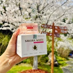 Kem dưỡng da ban ngày Sakura White 5