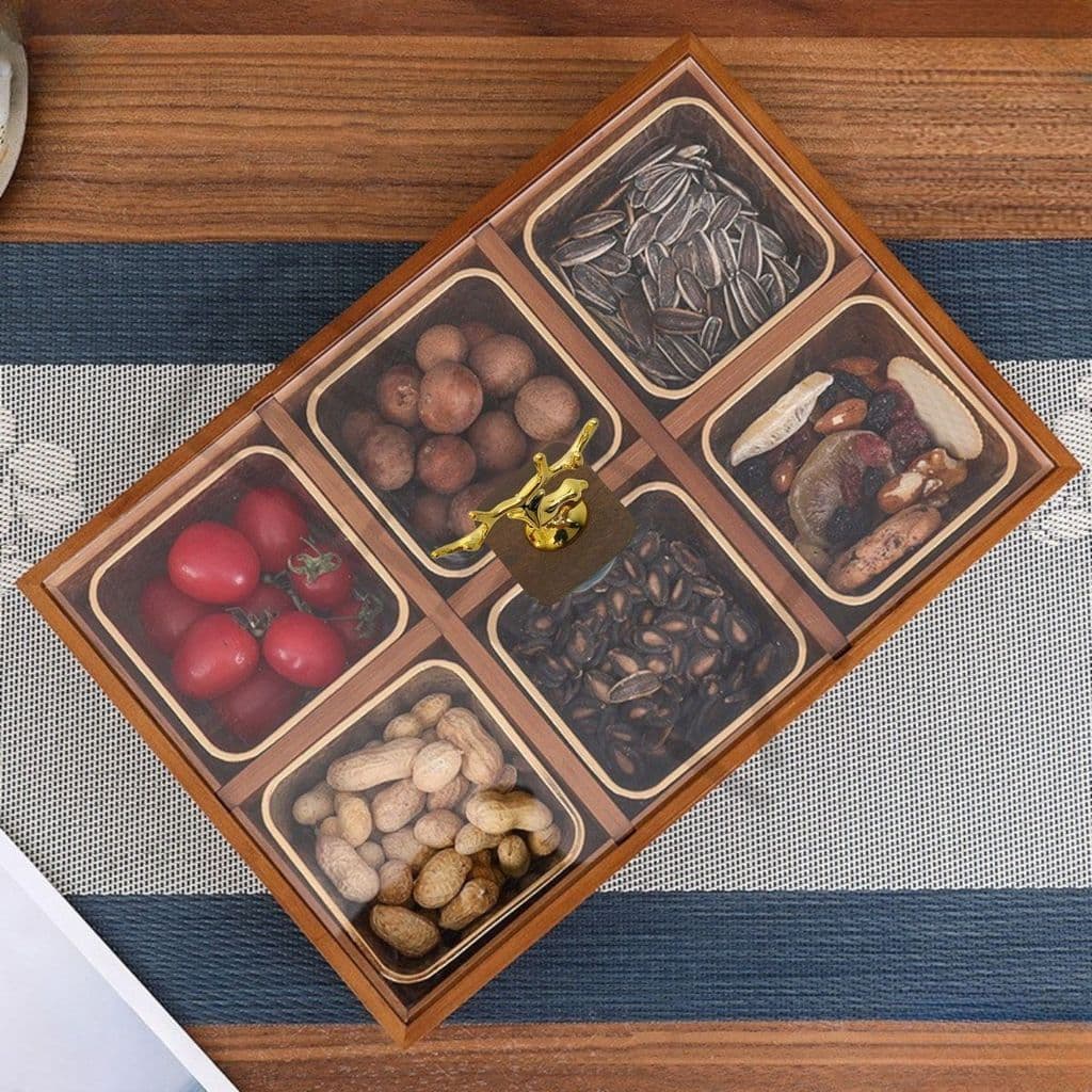 Khay Đựng Bánh Kẹo Mứt Tết 2027 Gỗ Melamine 4/6 Ngăn, Nắp Mica Trong Suốt, Núm Hươu Vàng Sang Trọng