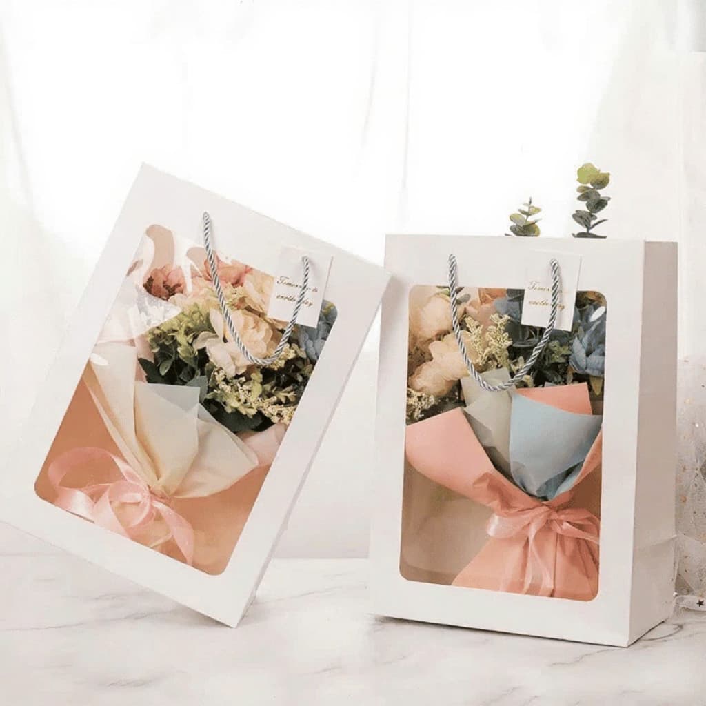 COMBO SỈ TẶNG THIỆP CÀI -10/20/50 TÚI GIẤY ĐỰNG HOA 1 MẶT KÍNH 25X35X15CM – SET TÚI QUÀ CAO CẤP