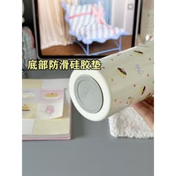 Bình nước giữ nhiệt XCUP 500ml có nắp chống tràn và nắp bịt ống hút, thiết kế quai xách tiện lợi khi mang đi học, đi làm 3