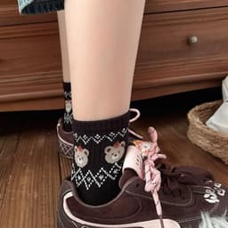 Tất Nữ Cổ Cao Chất Cotton Mềm Mại Hoạ Tiết Gấu Thổ Cẩm Siêu Xinh 2