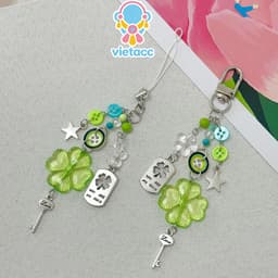 💥vietacc💥Móc khóa hình cỏ bốn lá may mắn chủ đề mùa xuân 1